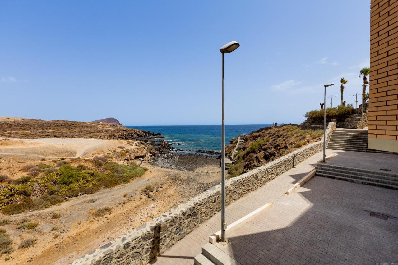 Las Rocas By The Ocean, Wifi And Sea View Los Abrigos Exterior photo