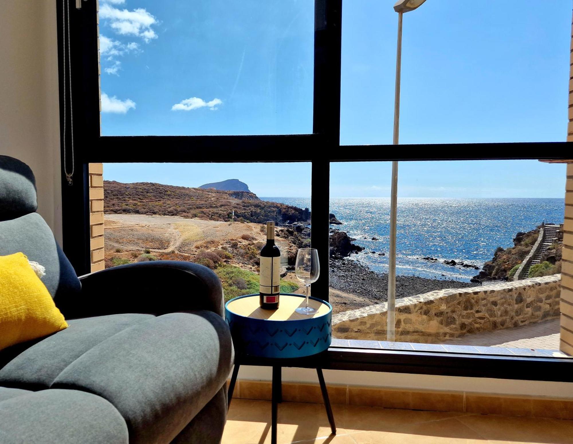 Las Rocas By The Ocean, Wifi And Sea View Los Abrigos Exterior photo