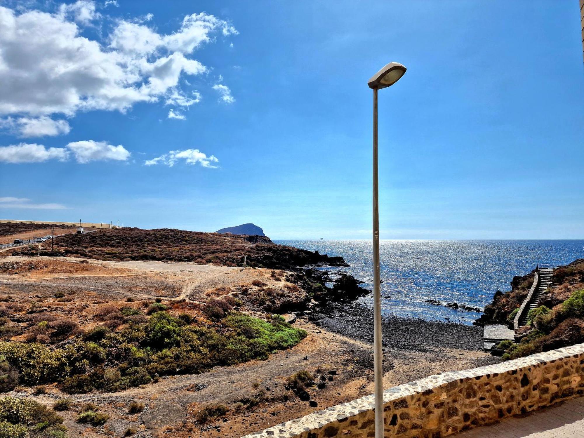 Las Rocas By The Ocean, Wifi And Sea View Los Abrigos Exterior photo